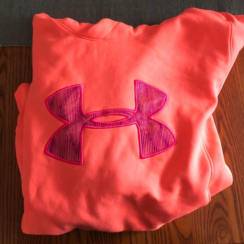 Under Armour sweatshirt